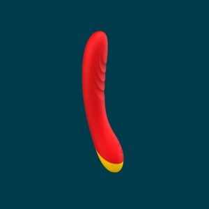 ROMP Hype 紅色 G 點按摩棒側面,可見彎曲的棒身與波紋頭部